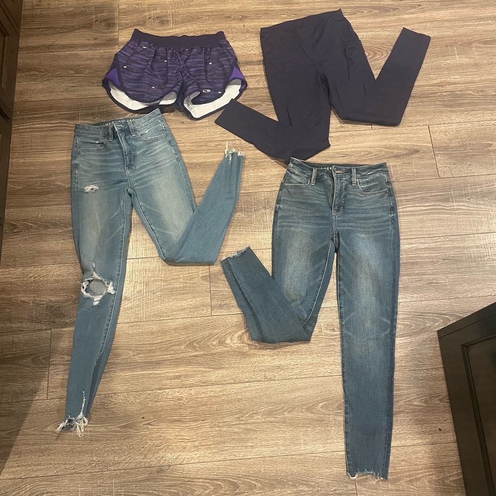 2 pairs American eagle dream jeans size 00 one pair of shorts and blue tights.